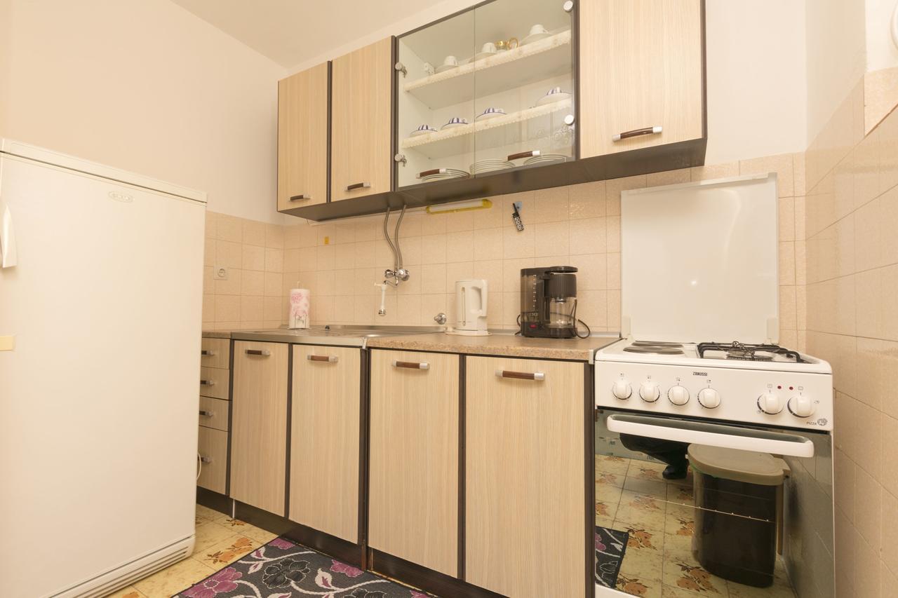 Apartments Visnja Primošten Eksteriør bilde