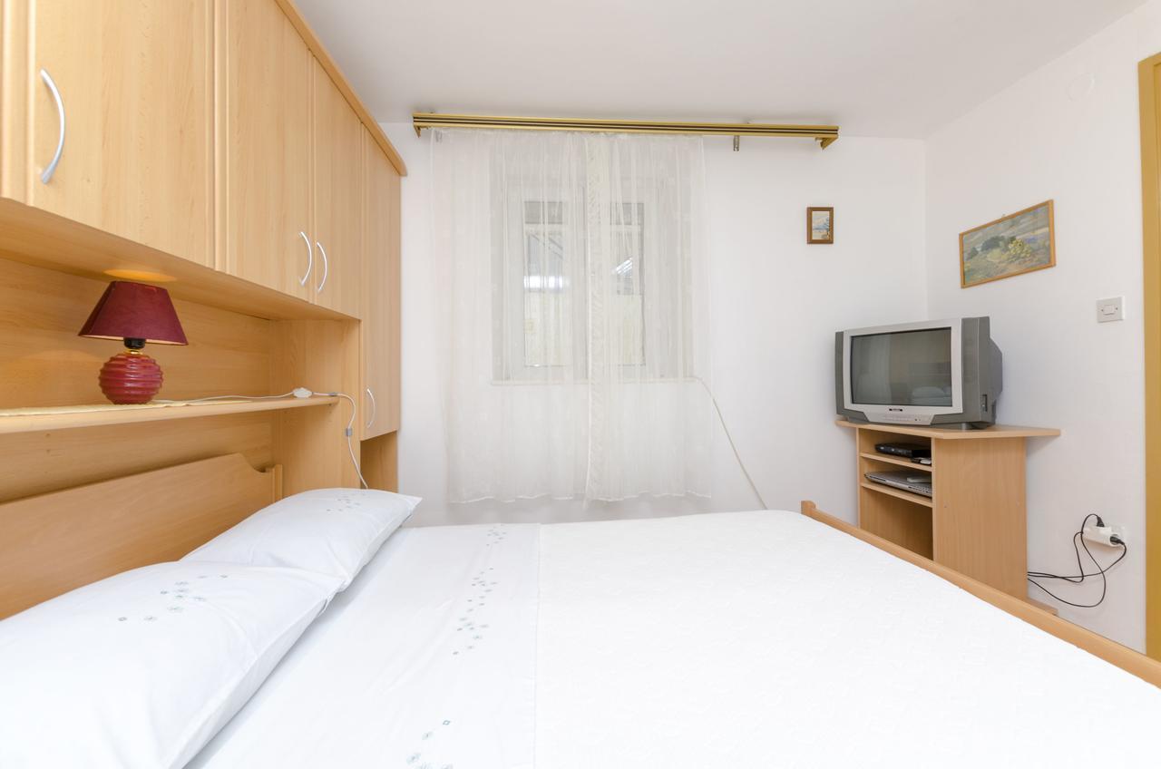 Apartments Visnja Primošten Eksteriør bilde